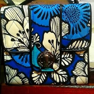 Vera Bradley blue & white snap button clutch purse.